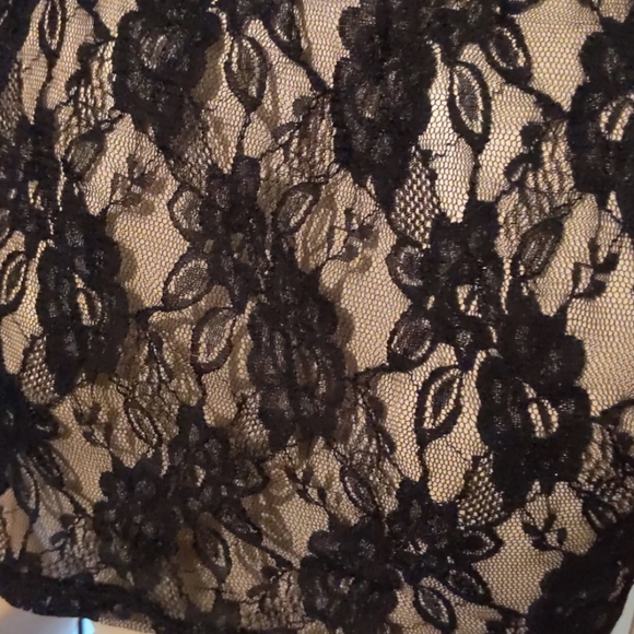 Black&White Plaid and lace button croptop - Picture 4 of 5